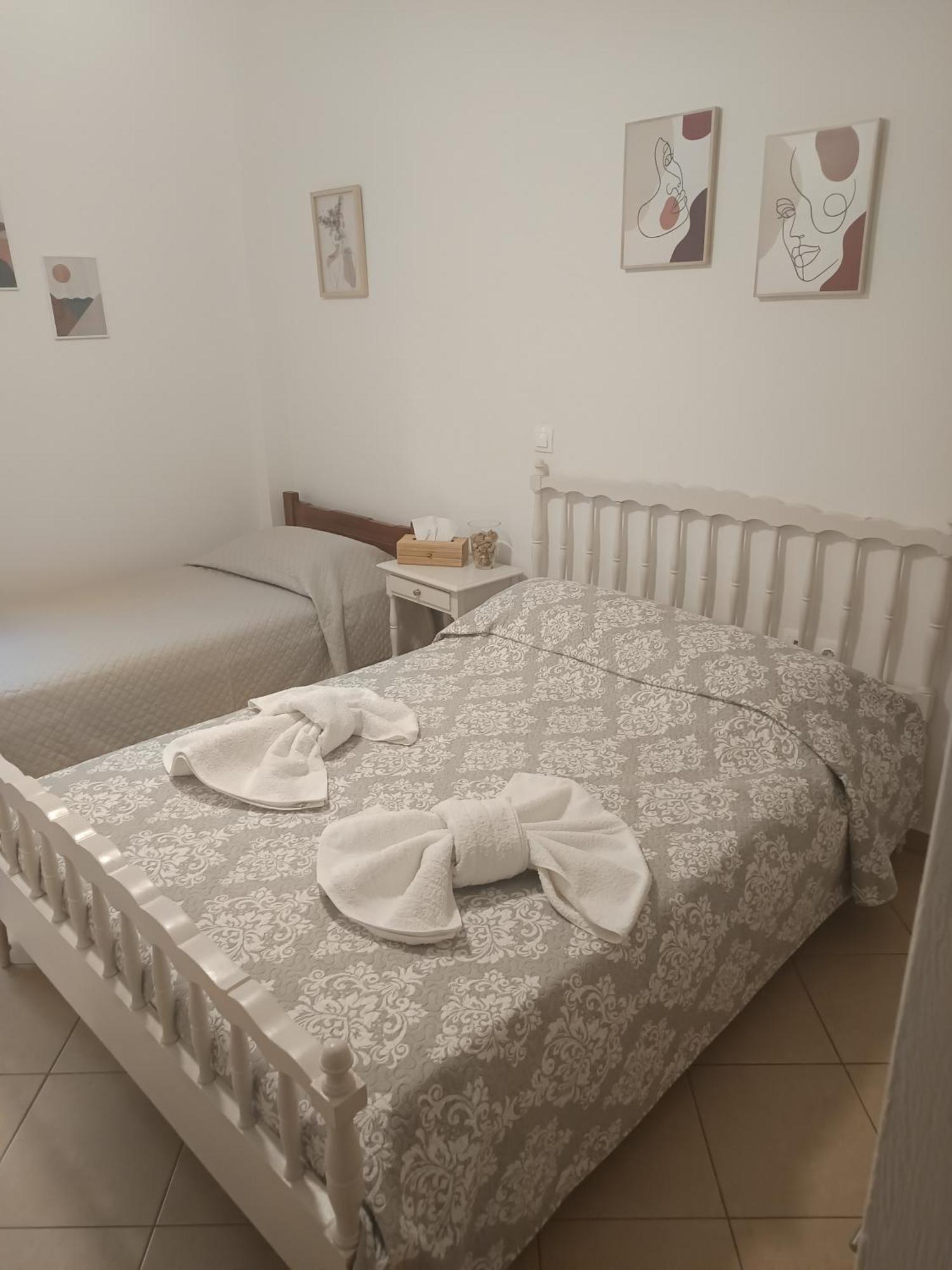 Appartamento Airport Anasta Casa Artemida  Esterno foto