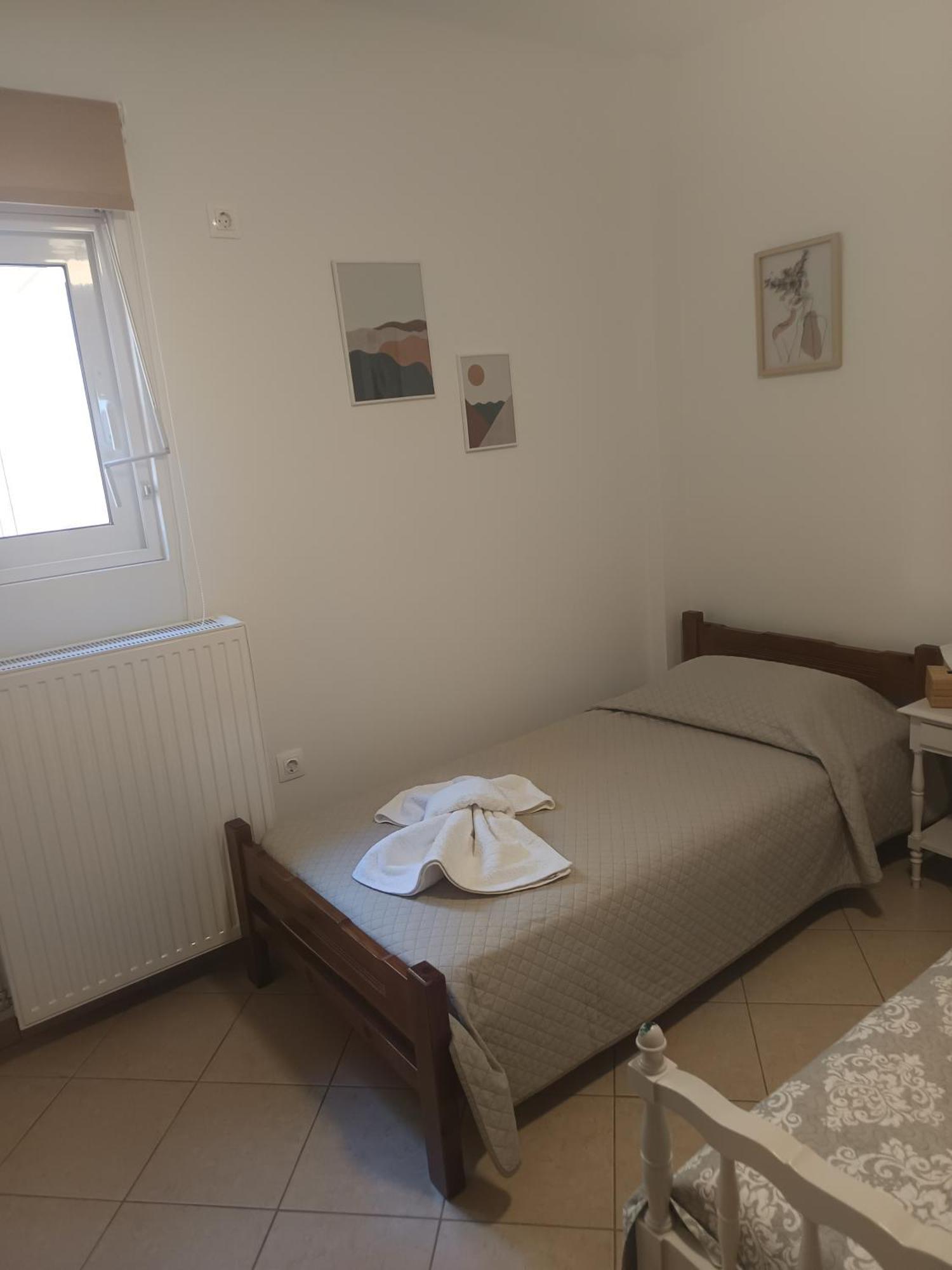 Appartamento Airport Anasta Casa Artemida  Esterno foto